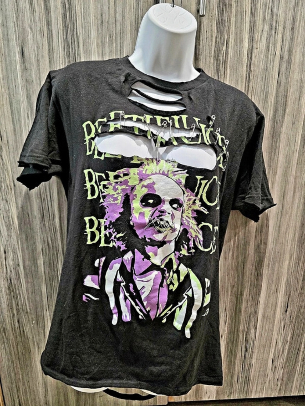 Distressed Graphic Short Sleeve Tee in Black & Purple